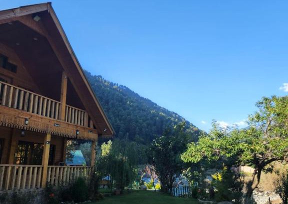 Pahalgam Ski Chalet | Reem Cottage