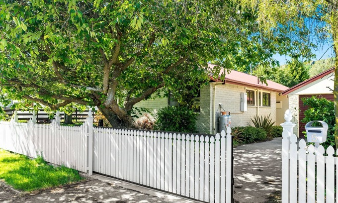 Arrowtown House | Rees on Reid - Arrowtown Holiday Home