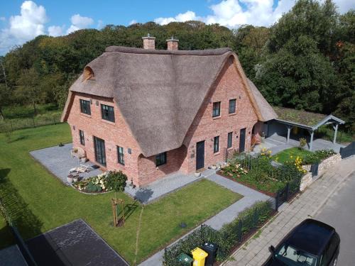 Eiderstedt House | Reetdachhaus Nordstern