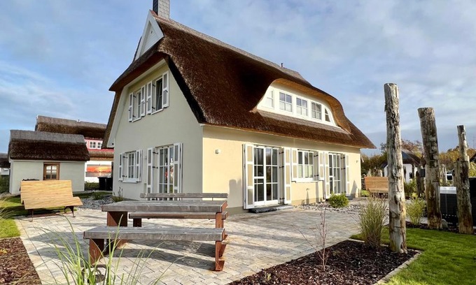 Parow House | Reetvilla Strelablick