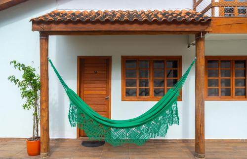 Estaleiro House | Refúgio a 5min da Praia-2 vagas, Pet OK & Churras