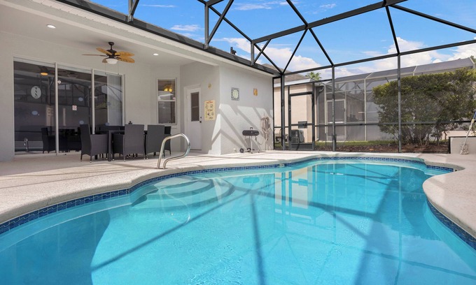 Calabay Parc Villa | ref 108PF Stunning villa own pool. Pet friendly. Near Disney