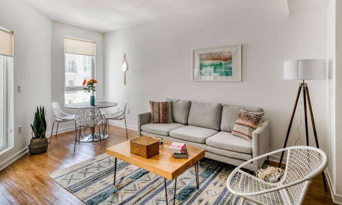 Glendale Apartment | Refined 1BR in Glendale with Tons of Amenities