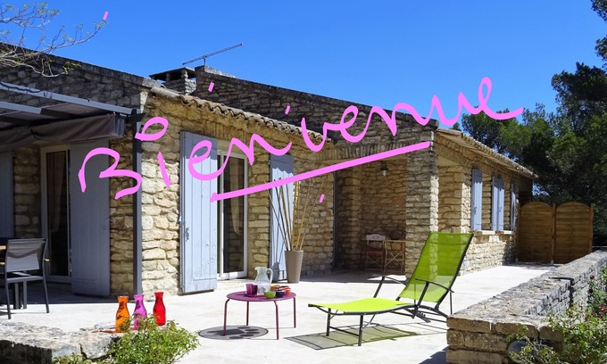 Murs Bed & Breakfast | Refined bed and breakfast in the Luberon