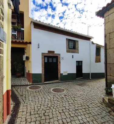 Tabuaco House | Refugio d'Anita Douro Valley House