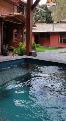 Banos de Agua Santa House | Refugio de la Virgen