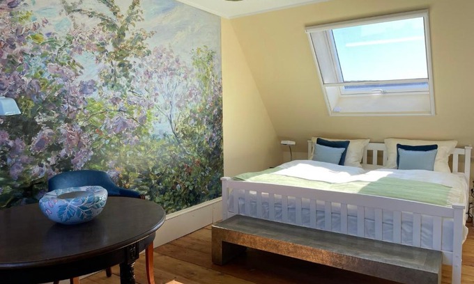 Rhodt unter Rietburg Apartment | REFUGIUM Theresienstraße 19 - Chambre Slevogt