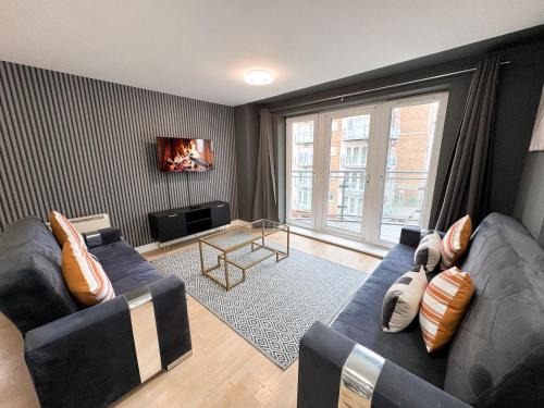 Basingstoke Apartment | Refurbished Apartment 2 Bath 2 Bedroom Wlift!
