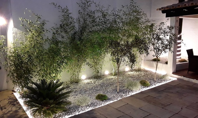Misericordia House | Refurbished Old House (2017) with Garden in Santa Catarina