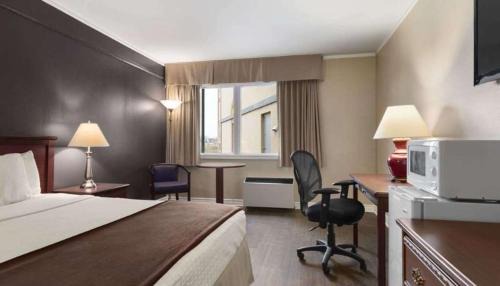 Brockville Hotel | Regal Inn Brockville
