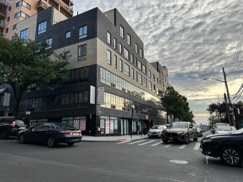 Flushing Chinatown Hotel | Regal Inn & Suites New York LaGuardia Hotel