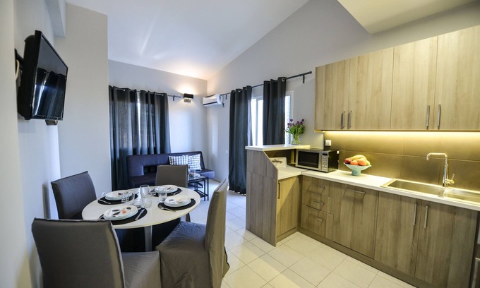 Kariotai Apartment | REGALO KARIOTES/FLAT 9