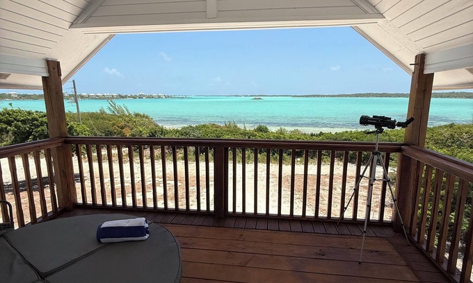 George Town Villa | REGATTA VIEW Newly built 3-bed House, Water Front Views. George Town, Exuma.