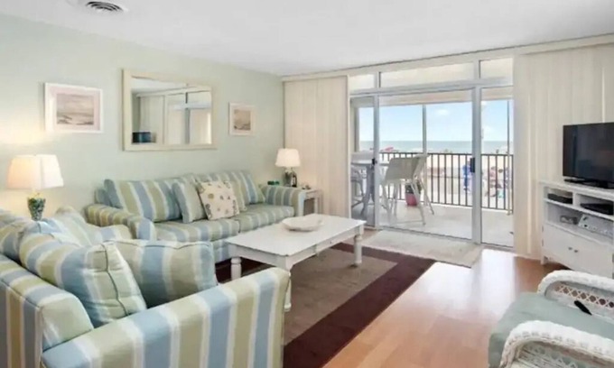 Ocean City House | ⭐️Regency 4 DIRECT Oceanfront Boardwalk Amazing Views⭐️