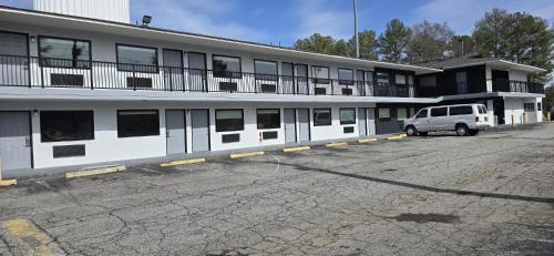 East Point Hotel | Regency Inn East Point Ga