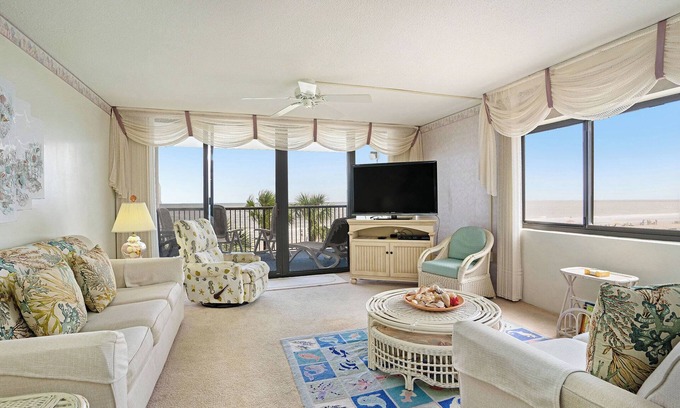 Myrtle Beach Condo | Regency Towers 207: 3 BR, 3 BA in Myrtle Beach, Sleeps 8