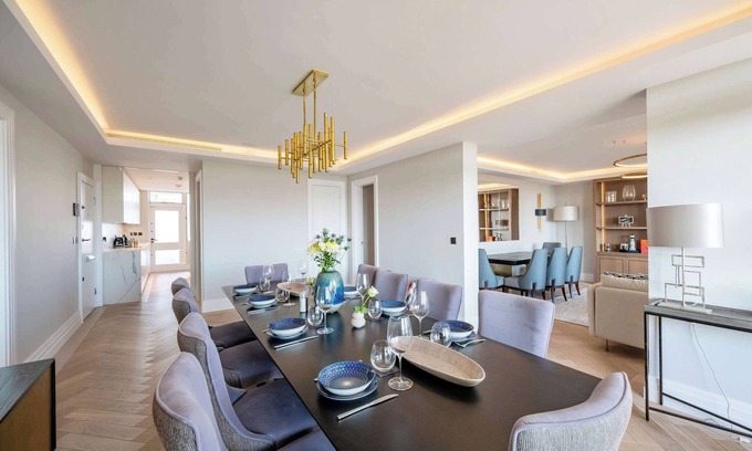 Primrose Hill Apartment | Regents' Oasis in the Sky- by Out of Office Lifestyle