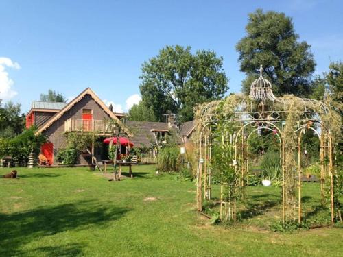 Zuidoost Cabin | Reijgershof - The Asia Suite