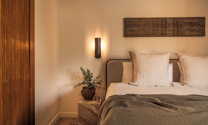 The Movie Colony Hotel | Rejuvenate and Relax in Spa Suite