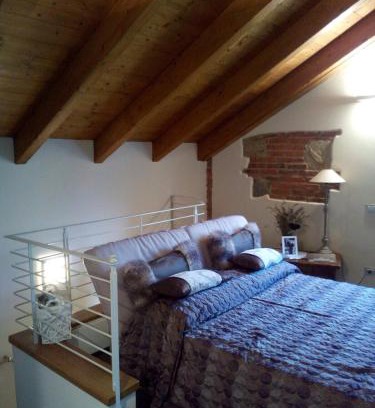 Borgomanero Bed & Breakfast | Relais Profumo di Vino