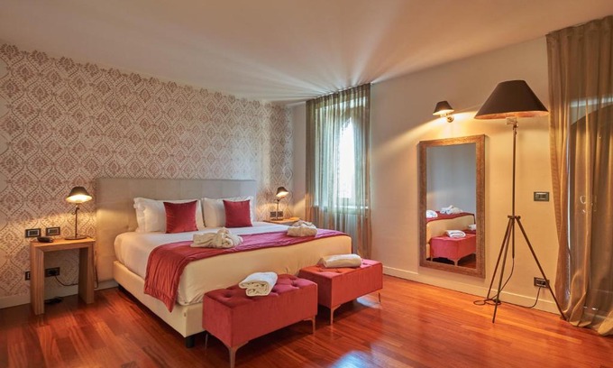 Sandigliano Hotel | Relais Santo Stefano