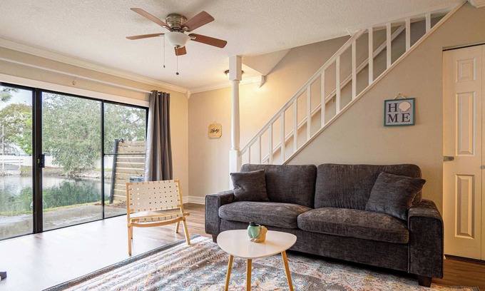 University House | Relax and Recover Townhouse