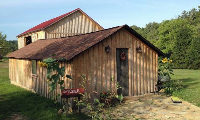 Champion Cabin | Relax and Refresh in this Cozy Bunkhouse Cabin at SanaView Farms Winery