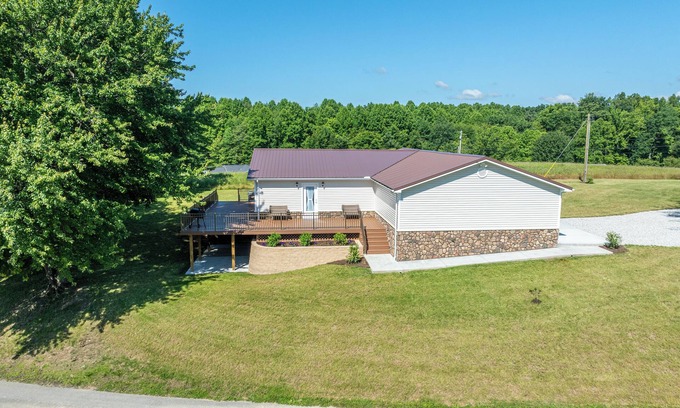 Bush House | Relax and Retreat four bedroom home