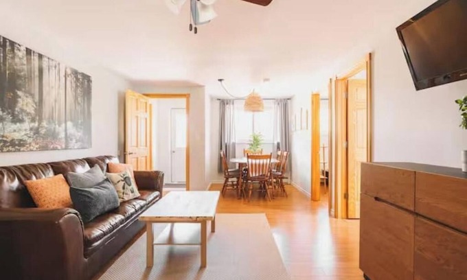 Lambton Shores Cottage | Relax and Unwind at Hideaway Cottages #1