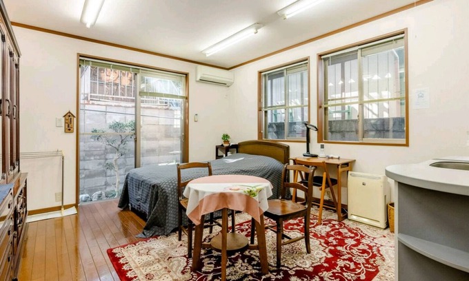 Kita Ward House | Relax and unwind in a room with a Simmons bed Limited to one group Close to 3 train lines - MOZU HOUSE A room/Sakai Ōsaka