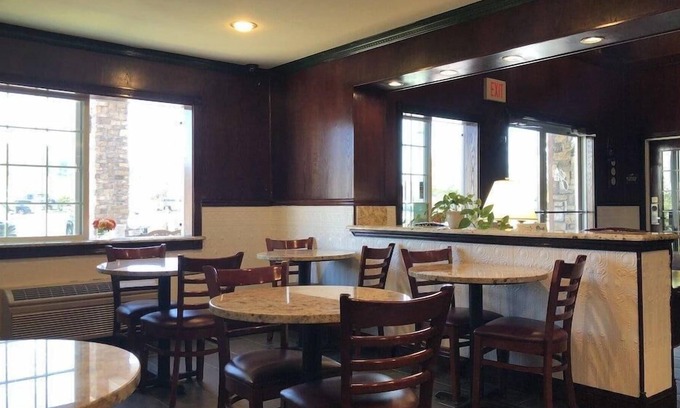Kelso House | Relax and Unwind in GuestHouse Kelso Longview! 2 Great Units, Pets Allowed