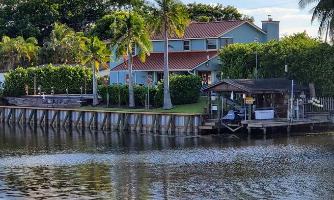 Boynton Beach House | Relax at My Pool Home Watch the boats go by 6 Min to the Beach Read the Reviews