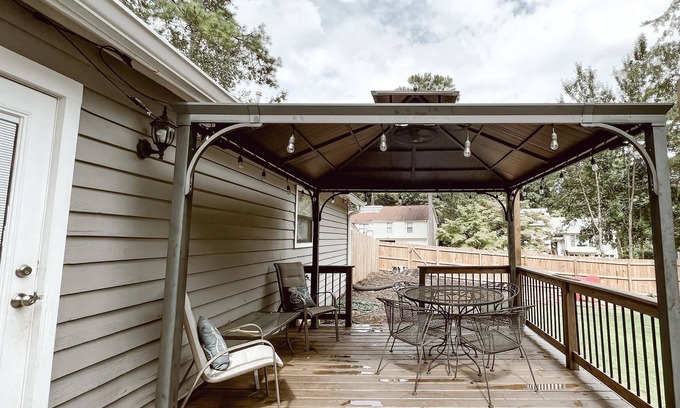 Town Center House | Relax at the Ranch