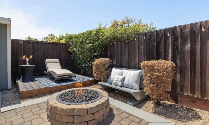 Half Moon Bay House | Relax & Fun |Fire Pit| Lovely 2BR FUN Game #Family