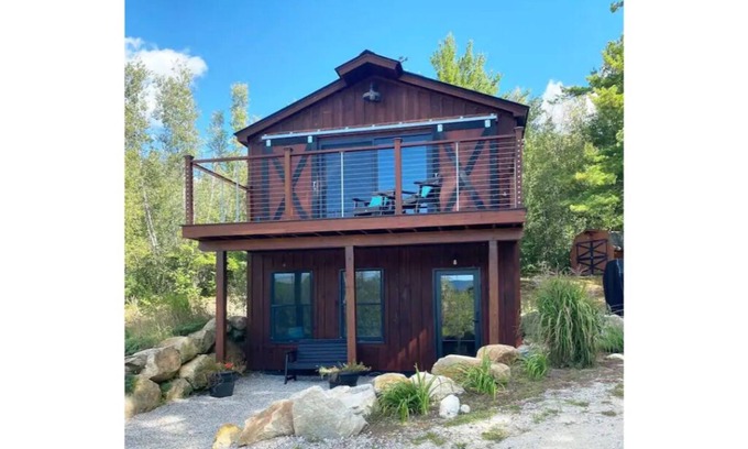 Bethel House | Relax Hike Float - Explore in your backyard