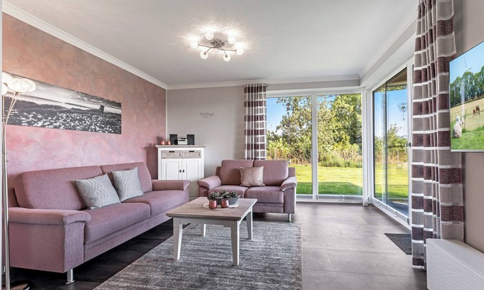 Klausdorf House | "Relax in luxury: your vacation in the Relax Bungalow Küstenperle!"