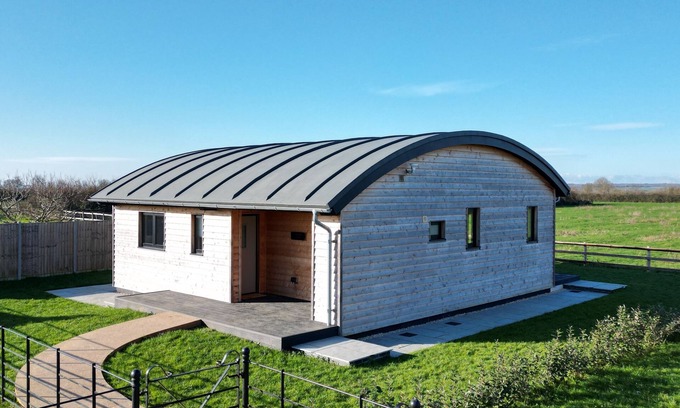 Babcary Cabin | Relax in rural Somerset