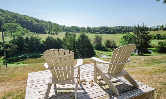Stanardsville Other | Relax in the beautiful South River Valley just minutes from wineries,