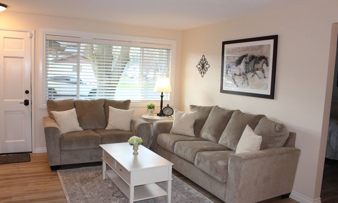 North Spokane House | Relax in this 2 bedroom 1 bath home in North Spokane!