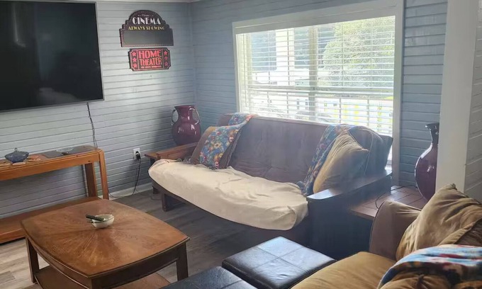 Many House | Relax in this country living spacious and serene Historical newly renovated home