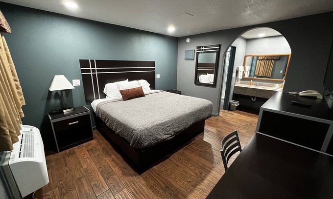 Ashdown Hotel | Relax Inn