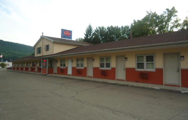 Big Flats Airport Hotel | Relax Inn