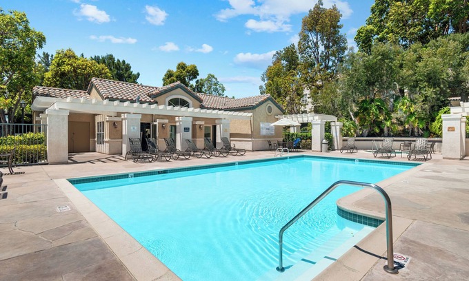 Carmel Valley Condo | Relax Near Del Mar & La Jolla! Superb Location! Cozy Condo You’ll Adore!