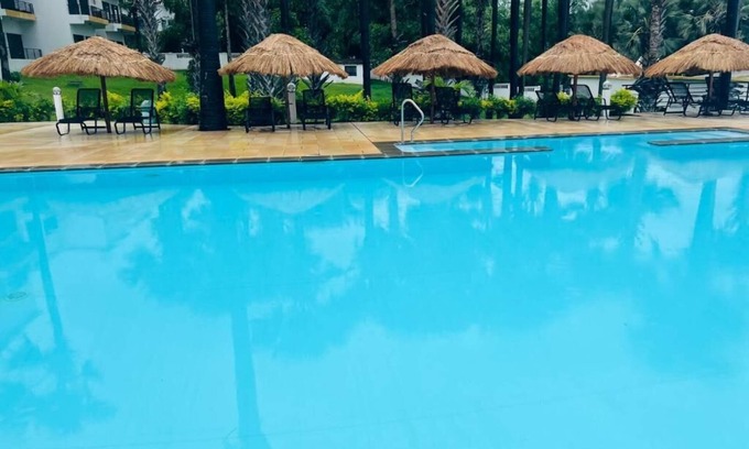 Serrekunda House | Relax Oceanfront Suites - Two-Bedroom Apartmentnn