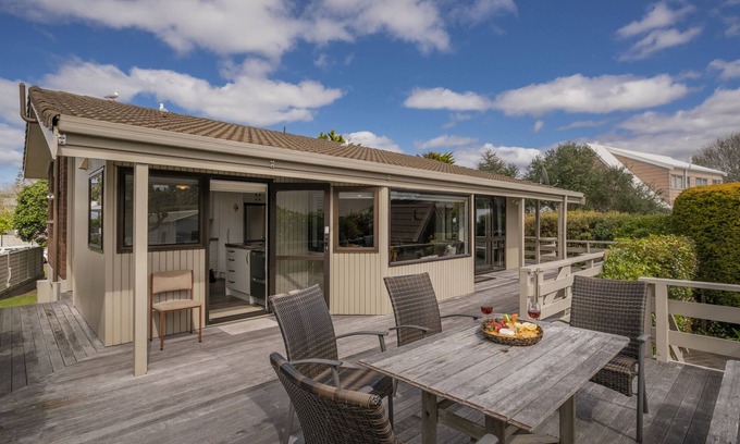 Pauanui House | Relax On Courtney - Pauanui Holiday Home