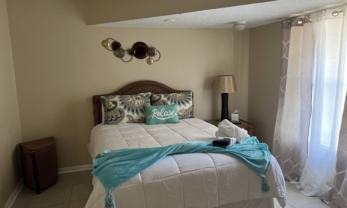 Foley House | Relax On The Coast
