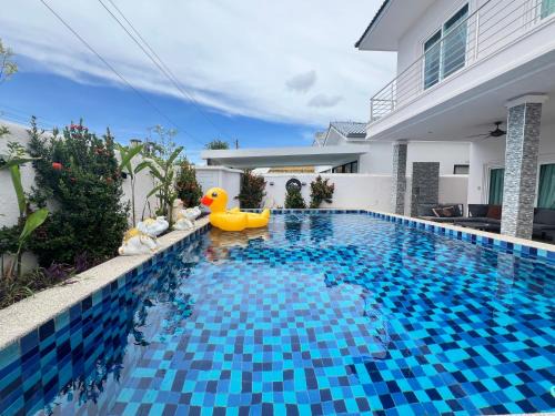 South Pattaya Villa | Relax Pool Villa Near Walking Street,jacuzzi ,BBQ 5Bed 6Bath City house54