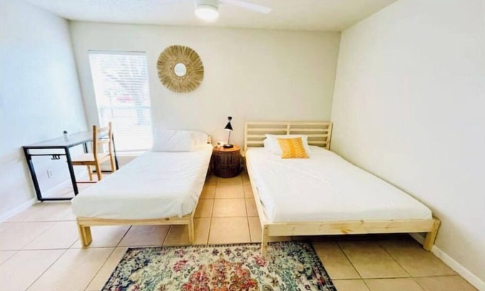 Parker Lane House | Relax South Central *5 mi from downtown* VB