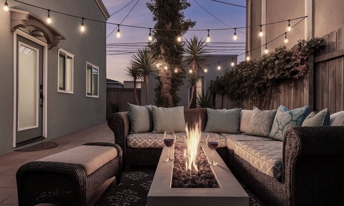 Silver Strand House | Relax & Unwind! Funky Beach House 1/2 Block to Sand, Dogs Welcome, Huge Patio!