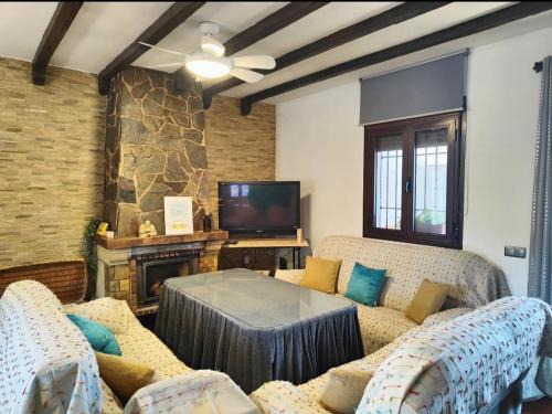 Arriate House | Relax, vistas, barbacoa y piscina, junto a Ronda